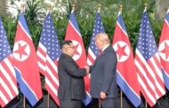 مصافحة تاريخية بين ترامب و كيم جونغ أون.. وملامح تهدئة بين أمريكا وكوريا الشمالية
