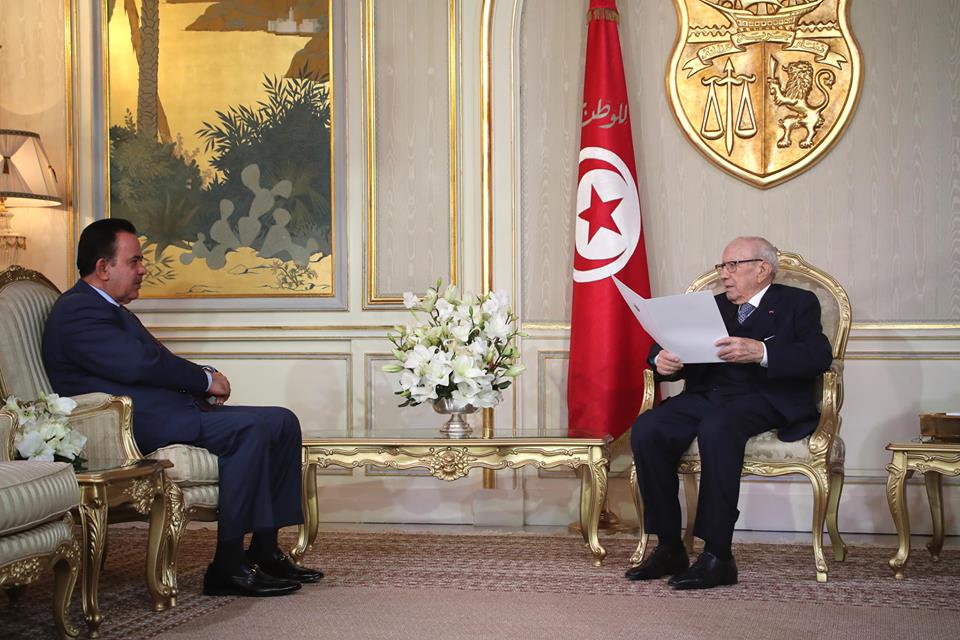 رئيس الجمهورية يتسلّم رسالة خطية من أمير قطر.. وآفاق واعدة في العلاقات التونسية القطرية