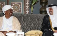 احتجاجات السودان: أمير قطر يتدخل.. ويعرض العون على الرئيس السوداني