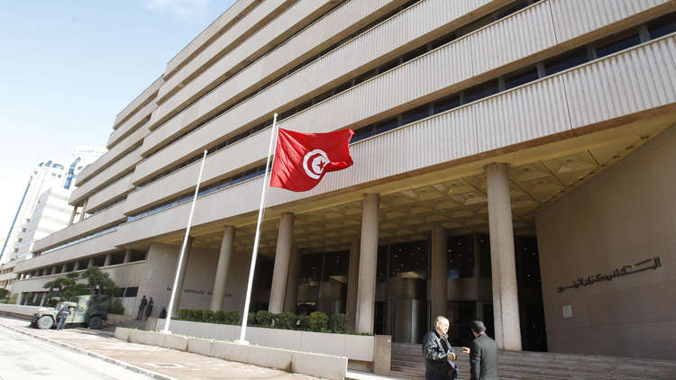 محافظ البنك المركزي: لا يمكن الدفاع على الدينار التونسي!