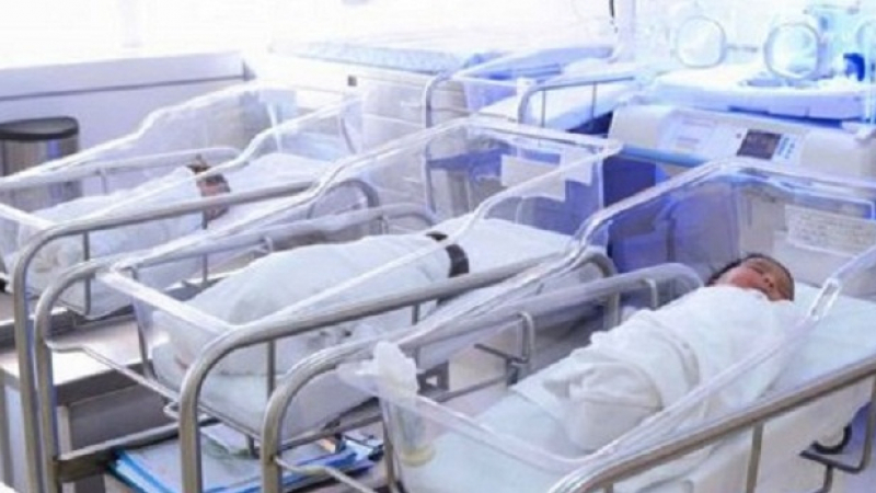 بسبب فساد الأدوية: وفاة 11 رضيعا في مستشفى الرابطة.. ومطالب باستقالة وزير الصحة!