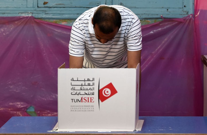 منظمة حقوقية تحذر من تدخل إسرائيلي في انتخابات تونس ..