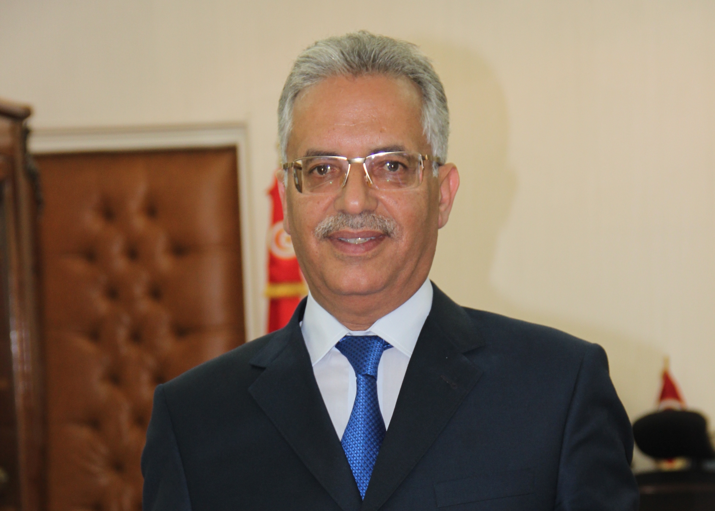 خاص: عمر منصور الأقرب ليكون مدير ديوان القصر الرئاسي