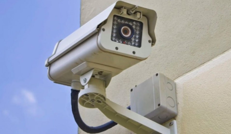 تركيز كاميرات مراقبة في المؤسسات التربوية بأريانة