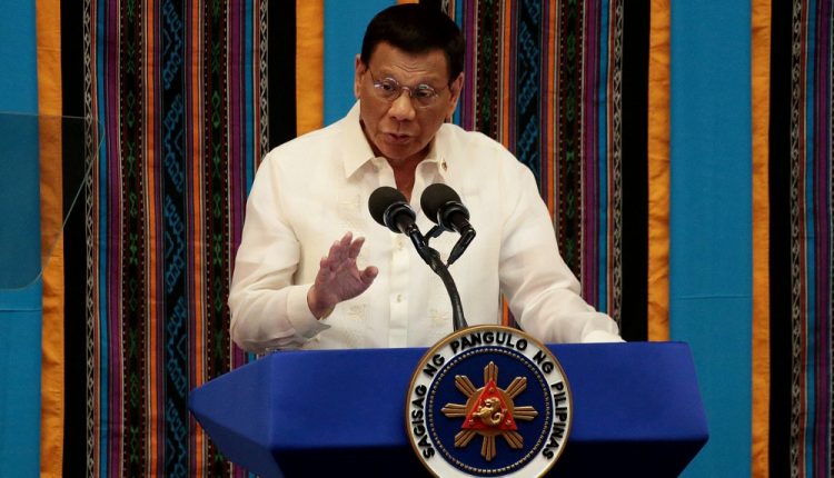 رئيس الفلبين: من يخالف الحجر الصحي أقتلوه بالرصاص