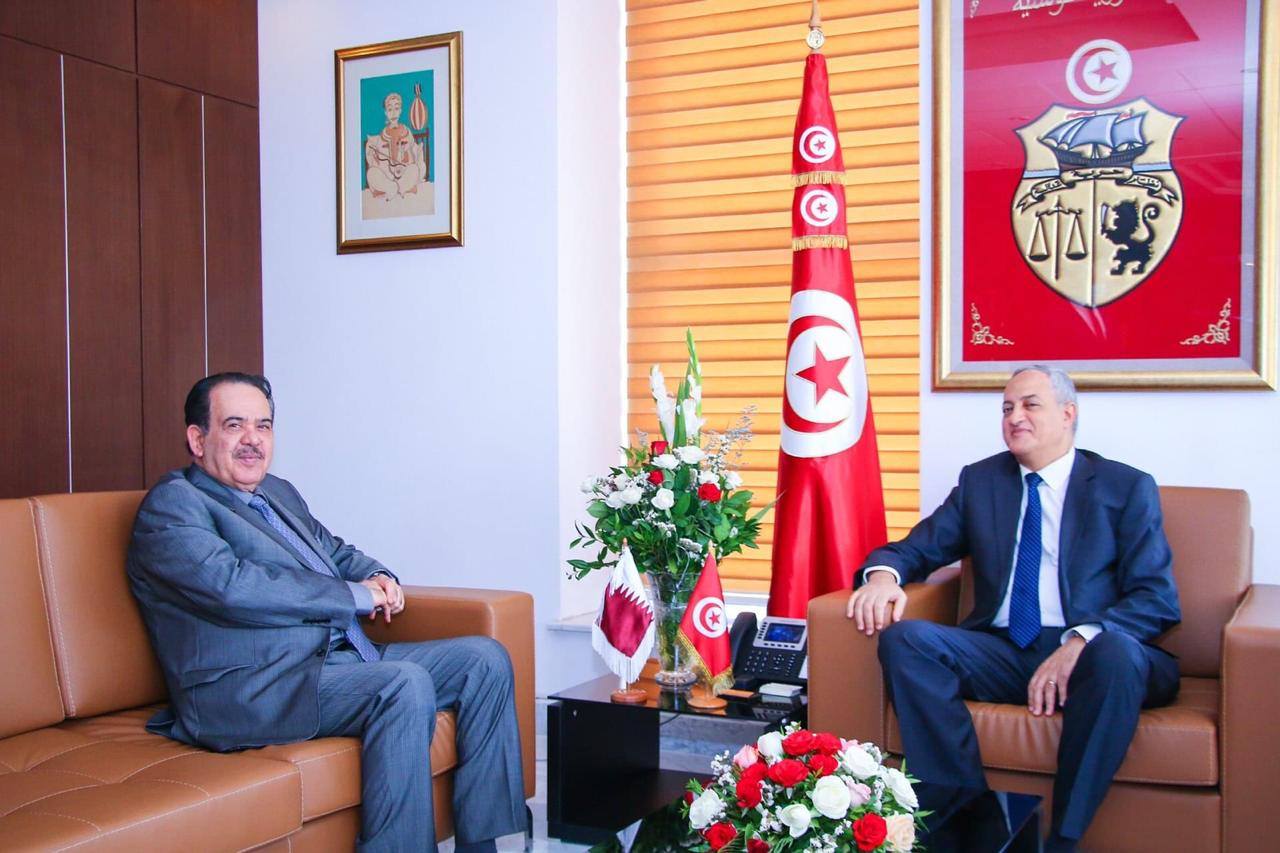 وزير تكنولوجيات الاتصال والانتقال الرقمي يستقبل سفير قطر بتونس