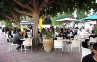 (تعطلت أعمالهم) - أصحاب المقاهي يطالبون الداخلية بإلغاء المسيرات في شارع الحبيب بورقيبة..