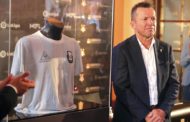 أشاد بها عشاق كرة القدم: ماتايوس يعيد قميص مارادونا بنهائي 86 للأرجنتين