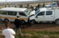 (على متنه عدد من المعلمين والأساتذة) - إصابات في اصطدام نقل ريفي بسيارة في القصرين..