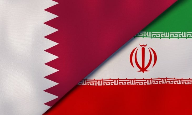 قطر وإيران يبحثان إحياء الاتفاق النووي