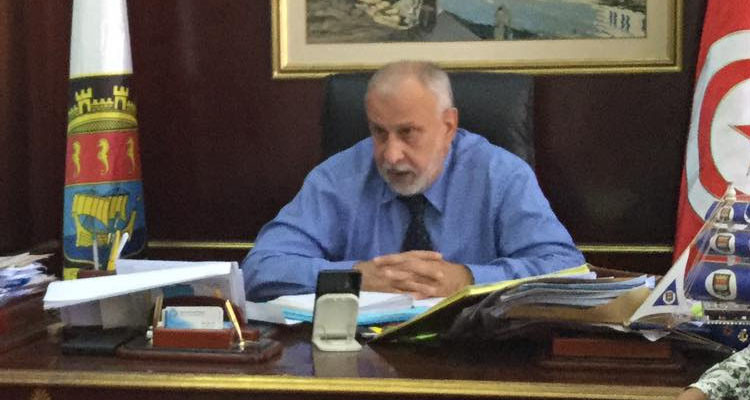 رغم ٲنه منتخب: اعفاء رئيس بلدية بنزرت من مهامه بقرار رئاسي!!
