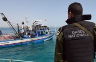 سواحل قابس : إنقاذ 13 مهاجرا تونسيا وانتشال جثتين لرضيع وشاب