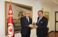 وزير الفلاحة والصيد البحري يستقبل سفير دولة قطر بتونس